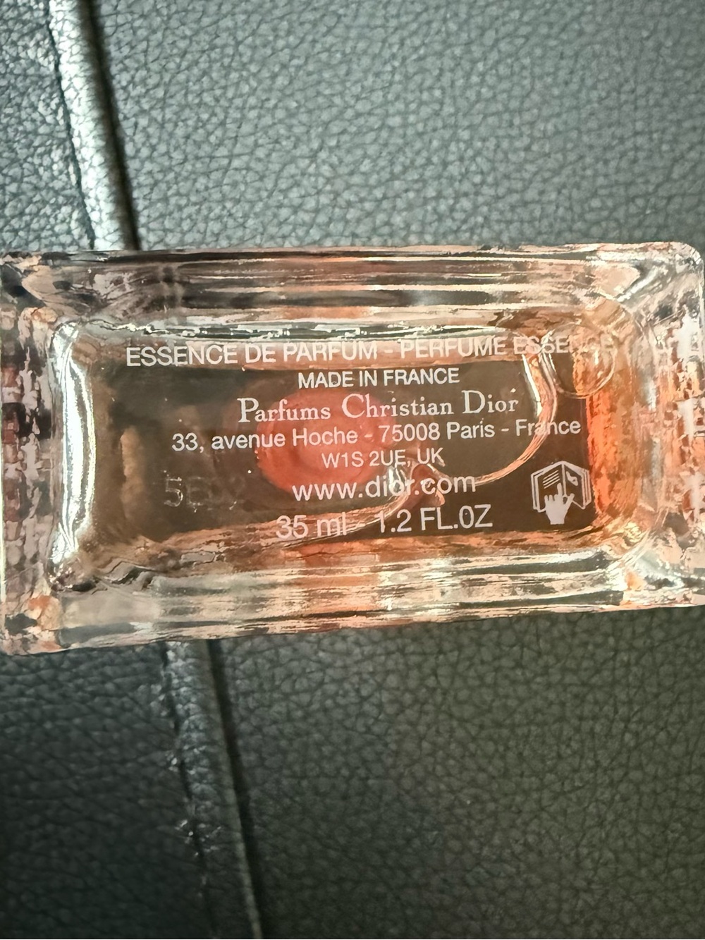 Miss Dior Essence Parfum - Picture 3 of 11